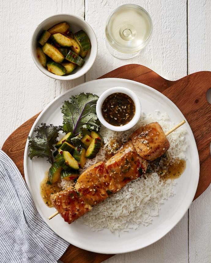 [1219] Brochette de saumon mariné (1 portion)