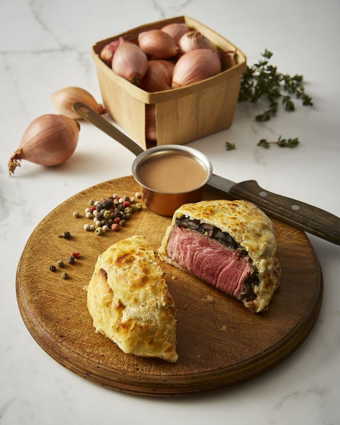 [1325] Boeuf Wellington (sauce incluse) (1 portion)