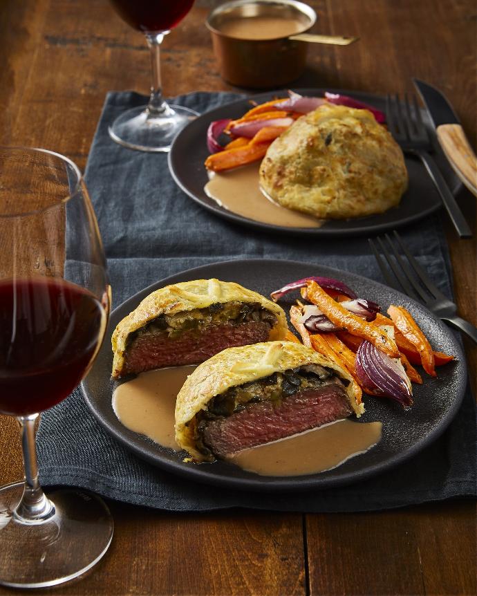 [1324] Boeuf Wellington avec foie gras (sauce incluse) (1 portion)