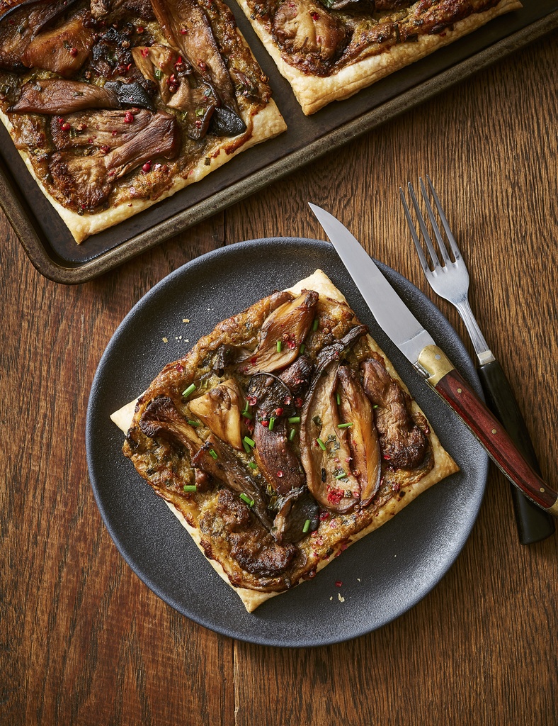 [1369] Wild mushrooms puff pastry (1 portion)